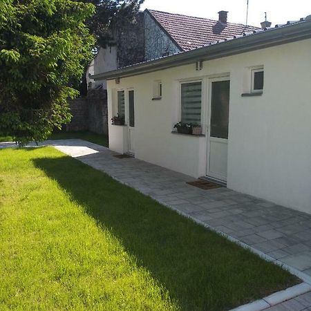 Rooms Jelena Zrenjanin Exterior photo