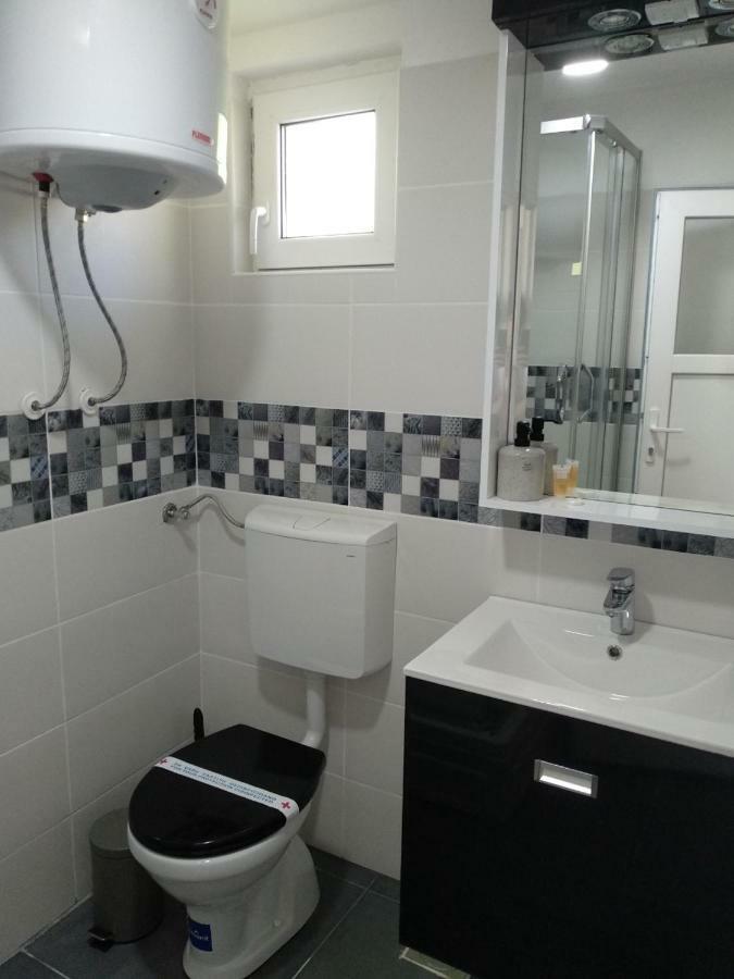 Rooms Jelena Zrenjanin Exterior photo
